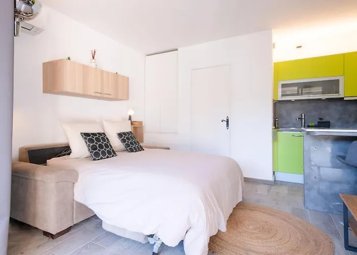 Studio-cabine Climatise -4 Pers- Proche De La Apartman