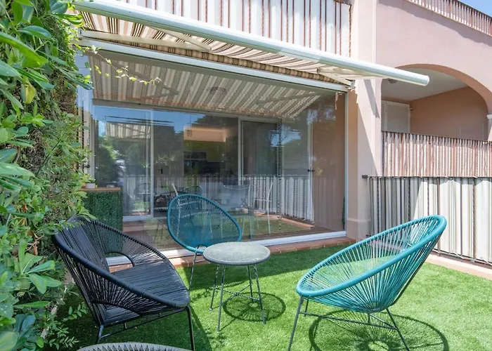 Appartement Studio-cabine Climatise -4 Pers- Proche De La *